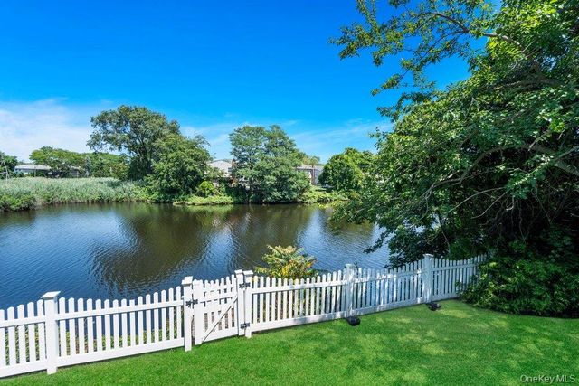 676 Derby Avenue, Woodmere, NY 11598