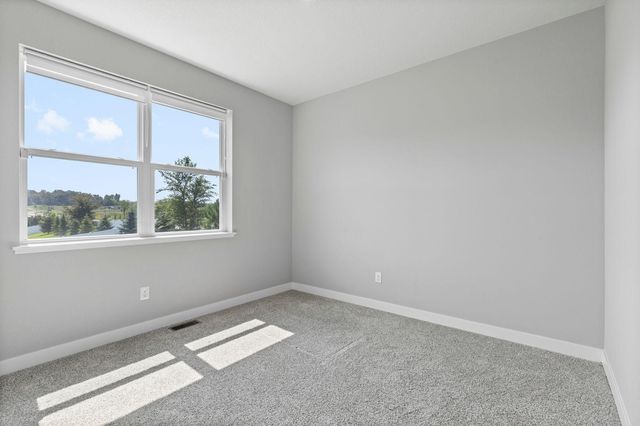 18203 Hideaway Trail, Lakeville, MN 55044