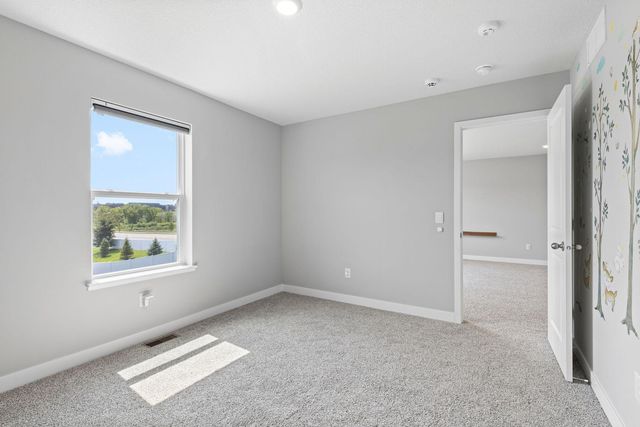 18203 Hideaway Trail, Lakeville, MN 55044