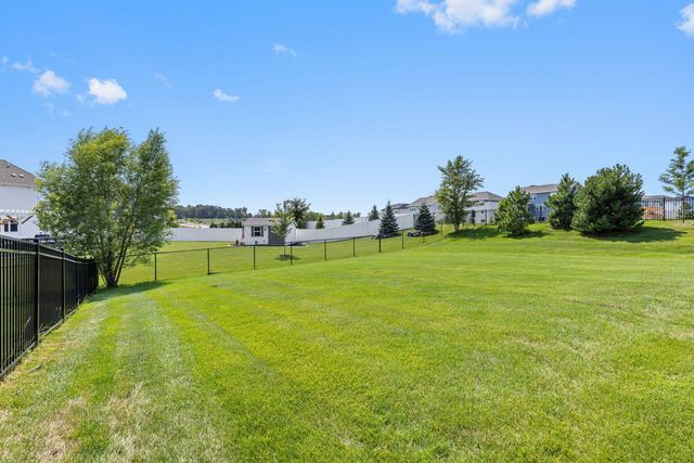 18203 Hideaway Trail, Lakeville, MN 55044