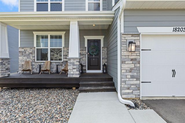 18203 Hideaway Trail, Lakeville, MN 55044