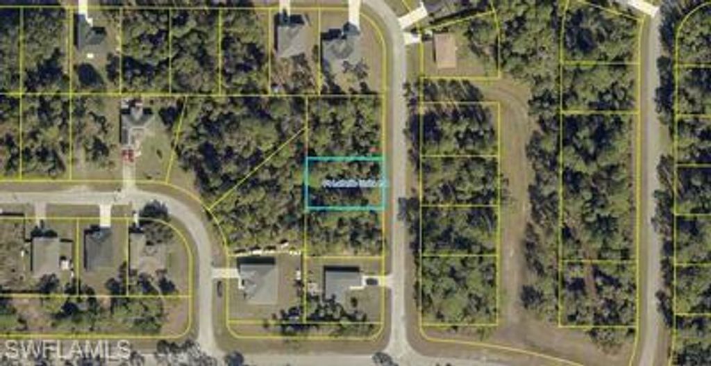 8062 Sherwood CIR, LABELLE, FL 33935 — exterior