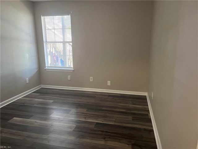 3434 Clover RD, Chesapeake, VA 23321