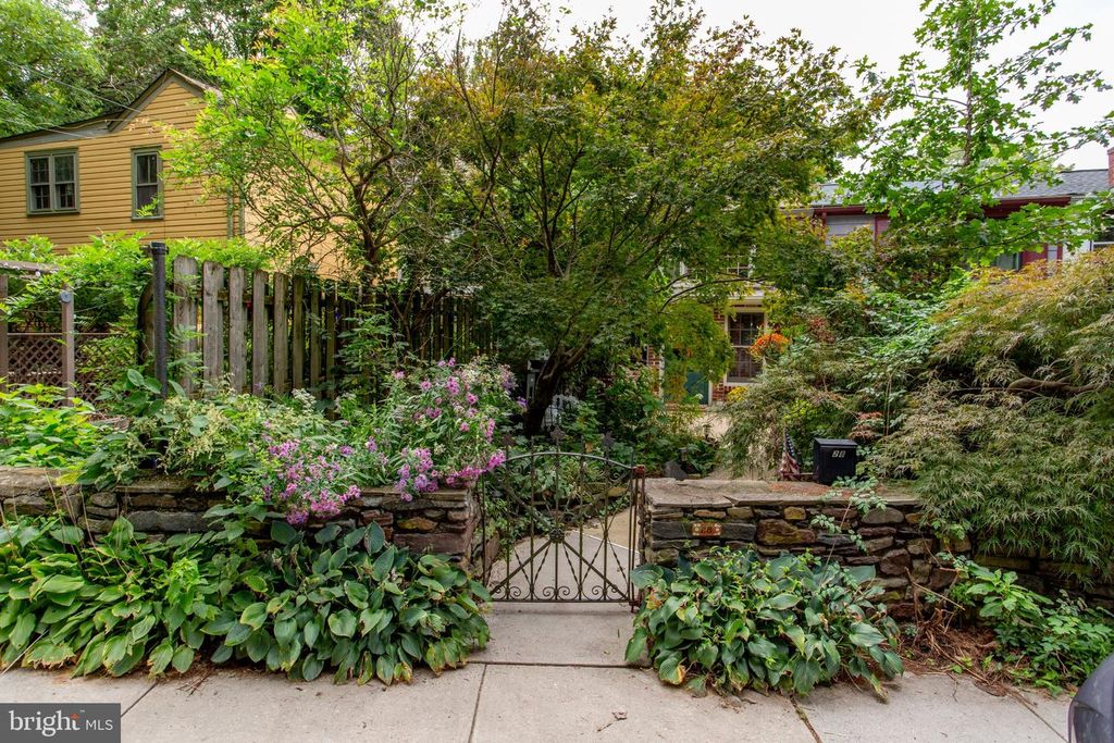28 BRUNSWICK AVE, LAMBERTVILLE, NJ 08530 — photo 2