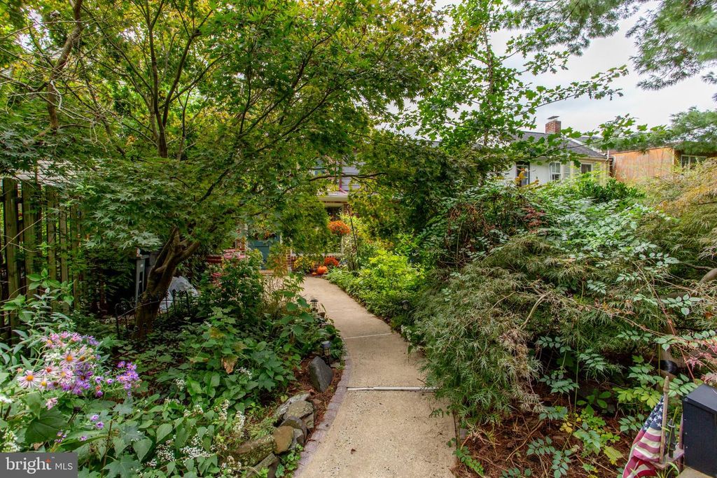 28 BRUNSWICK AVE, LAMBERTVILLE, NJ 08530 — photo 3