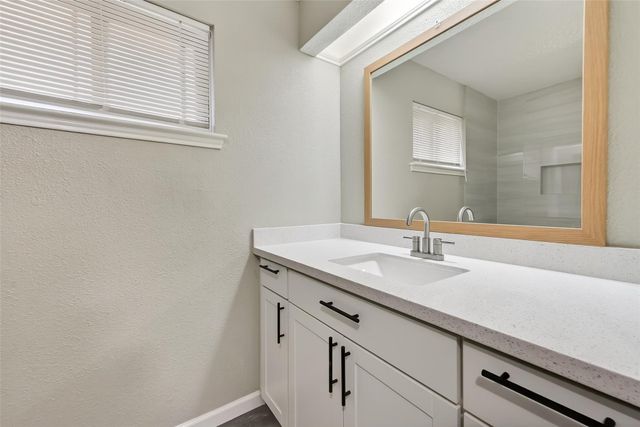 4002 Cedar Ridge Ct, Houston, TX 77082