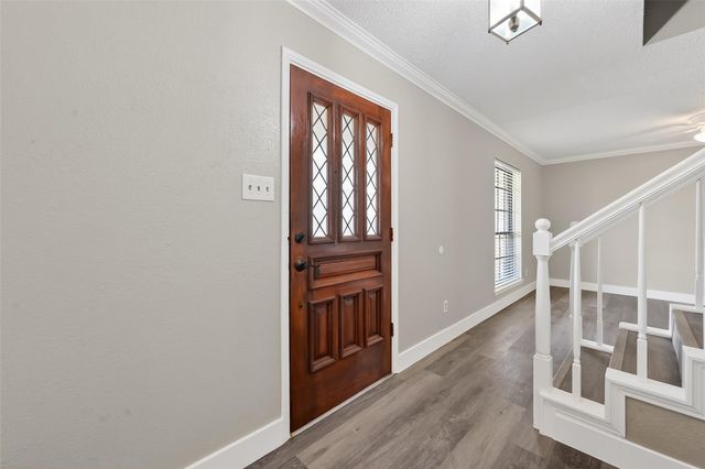 4002 Cedar Ridge Ct, Houston, TX 77082