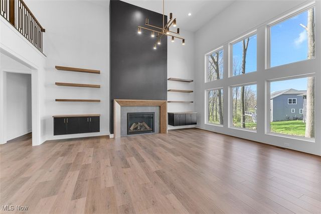 805 Club Drive W, Aurora, OH 44202