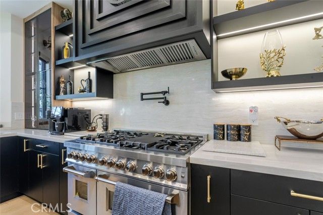 7714 Lasaine Avenue, Northridge (los Angeles), CA 91325