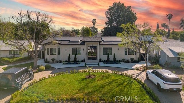 7714 Lasaine Avenue, Northridge (los Angeles), CA 91325