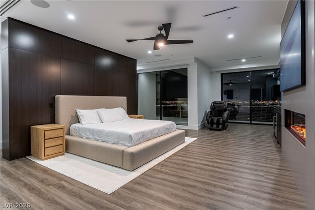 25 Rockstream Drive, Henderson, NV 89012