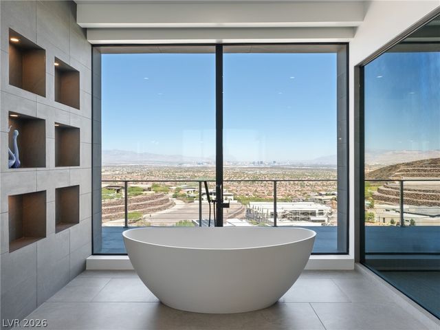 25 Rockstream Drive, Henderson, NV 89012