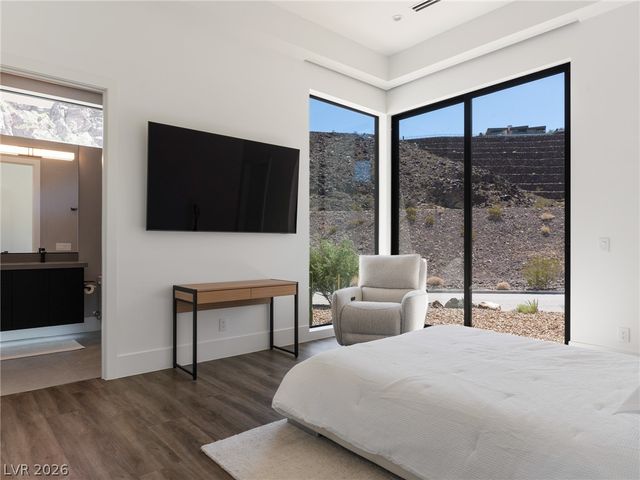 25 Rockstream Drive, Henderson, NV 89012