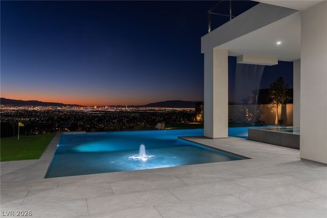 25 Rockstream Drive, Henderson, NV 89012