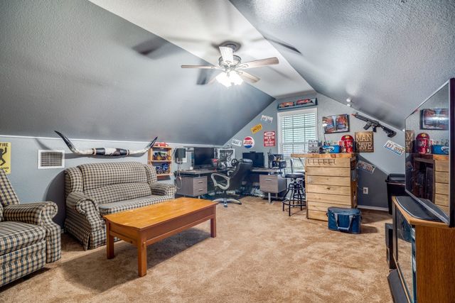 108 High Meadows Court, Decatur, TX 76234