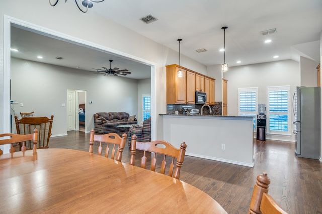 108 High Meadows Court, Decatur, TX 76234