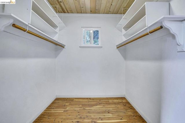 6635 Banning Dr, Oakland, CA 94611