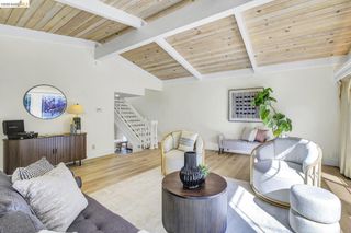 6635 Banning Dr, Oakland, CA 94611