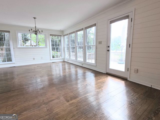 115 Essex Circle, Fayetteville, GA 30215