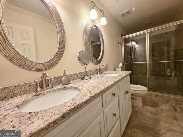 115 Essex Circle, Fayetteville, GA 30215