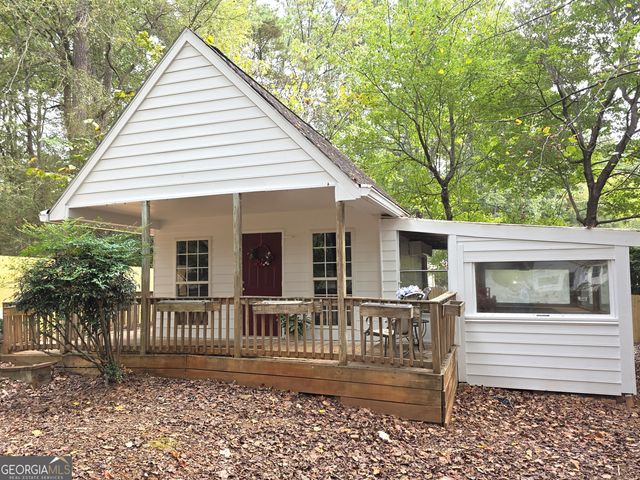 115 Essex Circle, Fayetteville, GA 30215