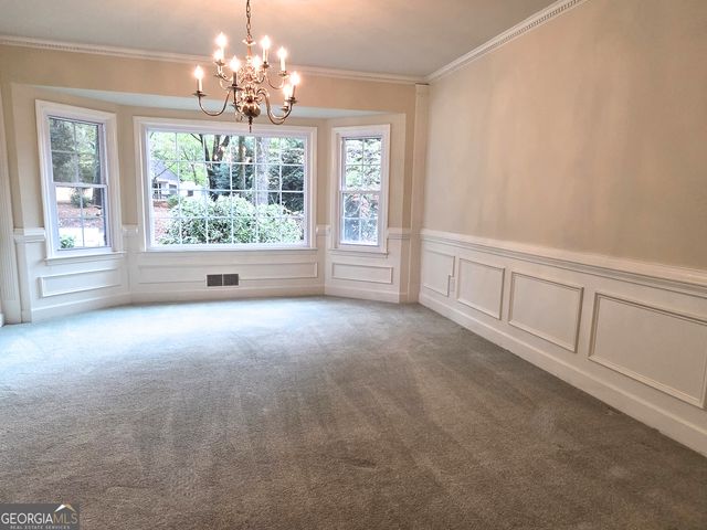 115 Essex Circle, Fayetteville, GA 30215