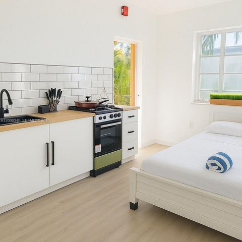 301 86th St 303-4A, Miami Beach, FL 33141