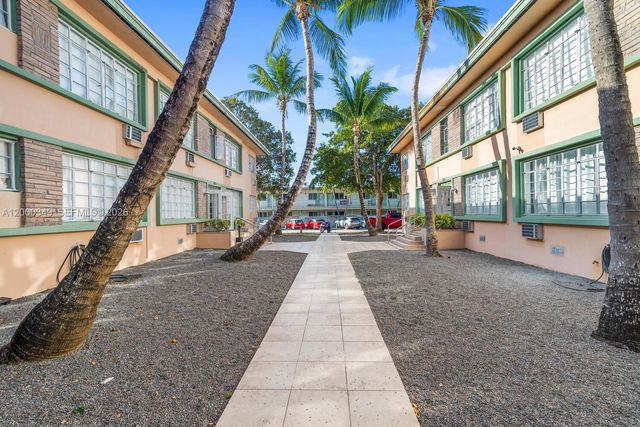 301 86th St 303-4A, Miami Beach, FL 33141