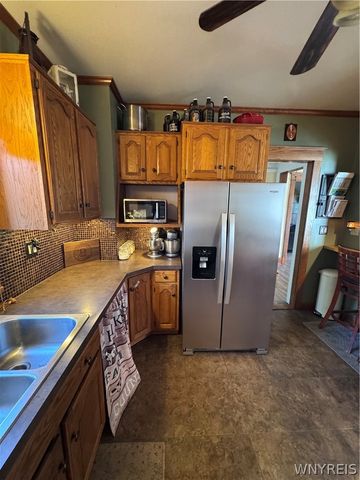 38 Harrison Avenue, Lockport City, NY 14094