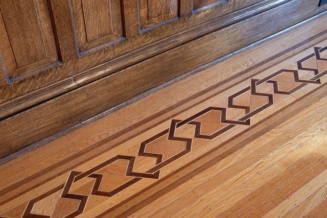 1770 Knox Avenue S, Minneapolis, MN 55403