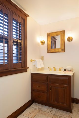 1770 Knox Avenue S, Minneapolis, MN 55403