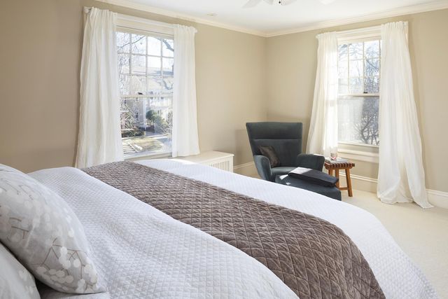 1770 Knox Avenue S, Minneapolis, MN 55403