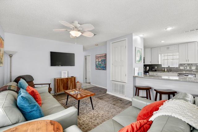85 Shirah Street, Destin, FL 32541