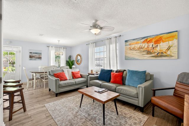 85 Shirah Street, Destin, FL 32541