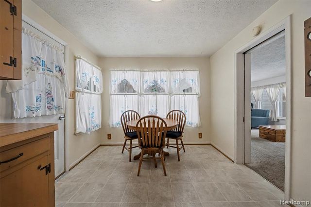 11849 Four Lakes Drive, South Lyon, MI 48178