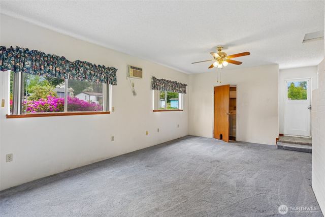 27821 SE 197th Street, Maple Valley, WA 98038