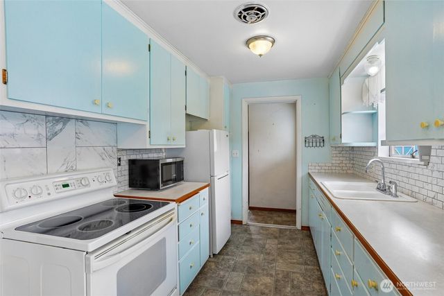 27821 SE 197th Street, Maple Valley, WA 98038