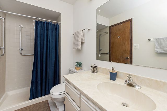 15724 Brassie Court 2N, Orland Park, IL 60462