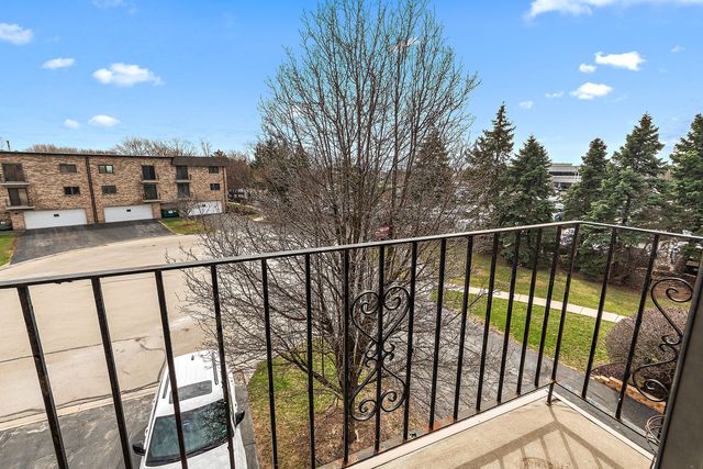 15724 Brassie Court 2N, Orland Park, IL 60462