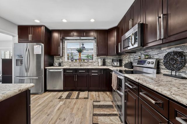 311 NW 93rd Terrace, Pembroke Pines, FL 33024