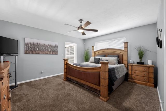 311 NW 93rd Terrace, Pembroke Pines, FL 33024
