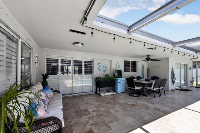 311 NW 93rd Terrace, Pembroke Pines, FL 33024