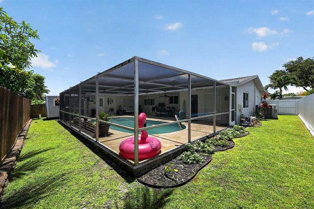 311 NW 93rd Terrace, Pembroke Pines, FL 33024