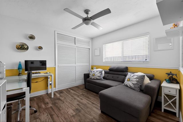 311 NW 93rd Terrace, Pembroke Pines, FL 33024