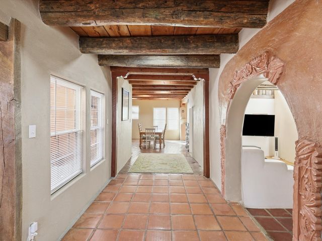 510 and 512 Anglada Ln, Taos, NM 87571