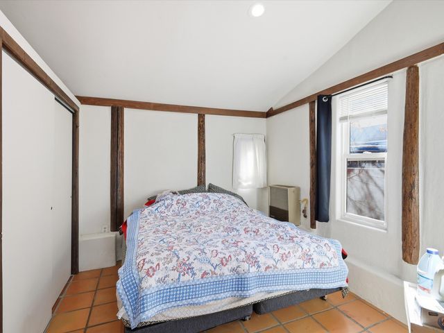 510 and 512 Anglada Ln, Taos, NM 87571