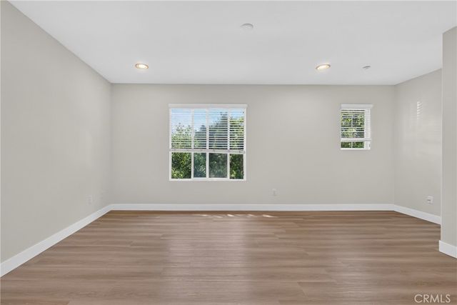 90 Topaz, Irvine, CA 92602