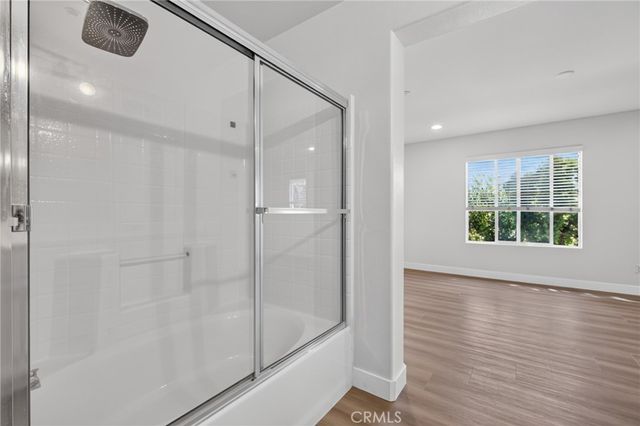 90 Topaz, Irvine, CA 92602