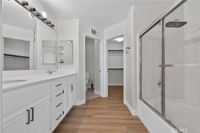 90 Topaz, Irvine, CA 92602