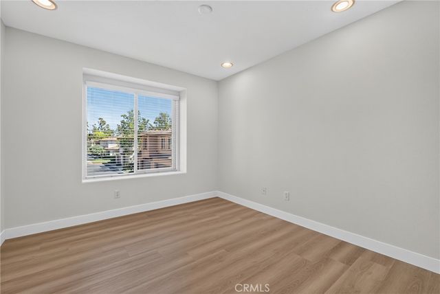 90 Topaz, Irvine, CA 92602